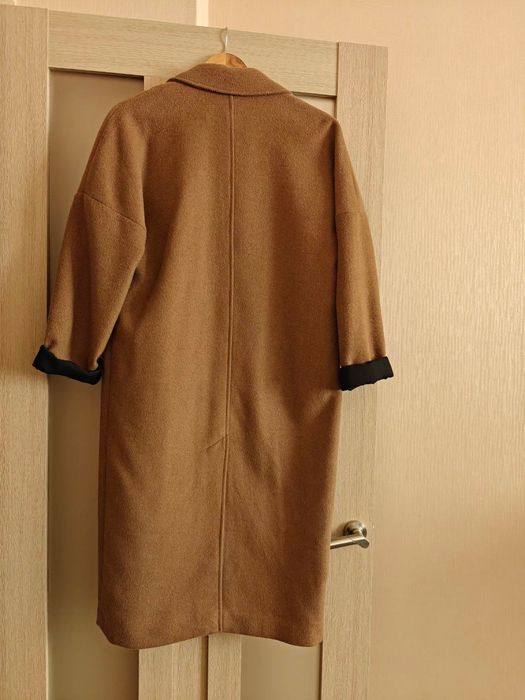 Пальто Zara в розмірі xs