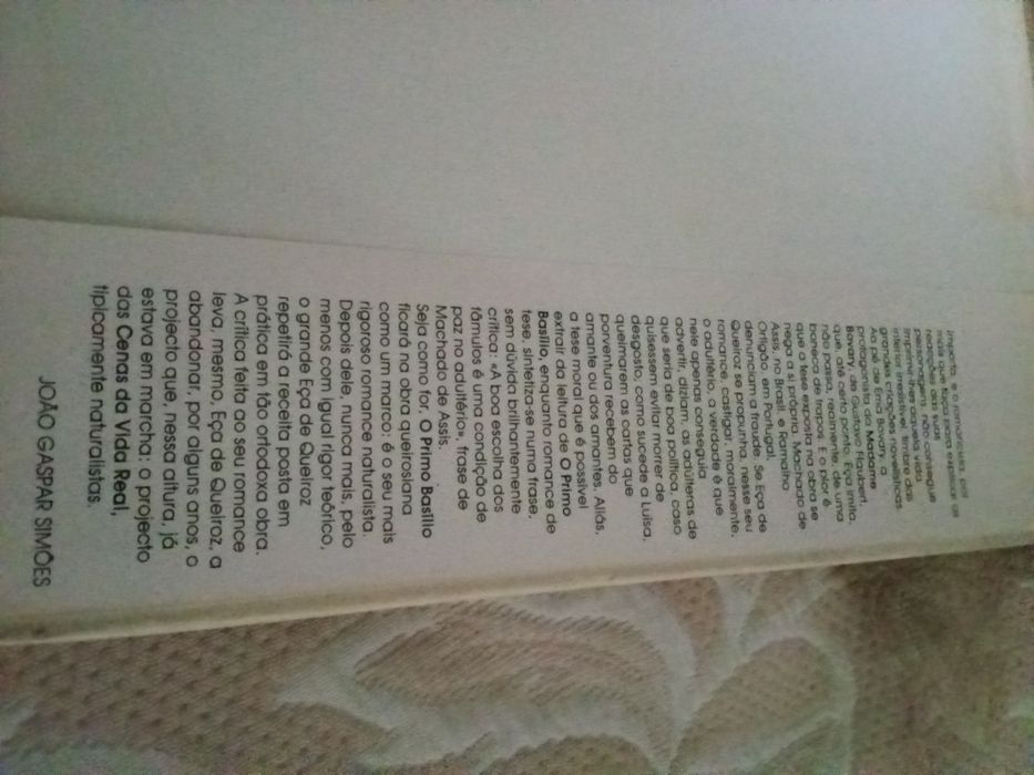 Vendo livro O Primo Basílio de Eça de Queiroz em boas condições