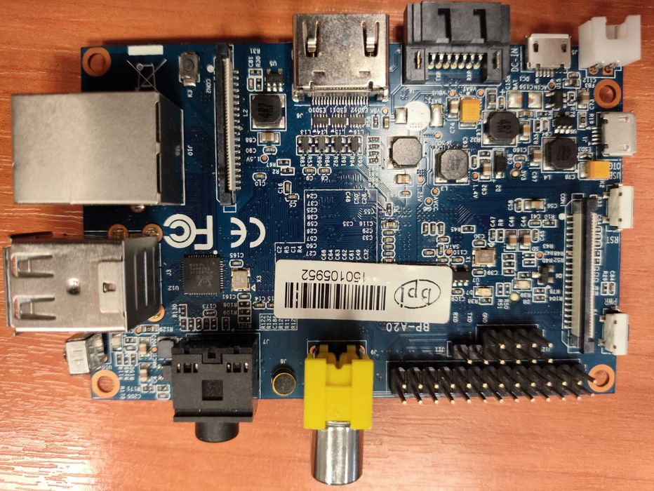 Banana Pi M1 + kabel USB i SATA