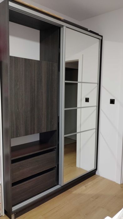 Szafa przesuwna + komoda