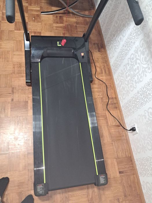 Професійна бігова доріжка LIFEFIT