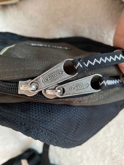 Eastpak Vintage Crossbody сумка мужская нагрудная