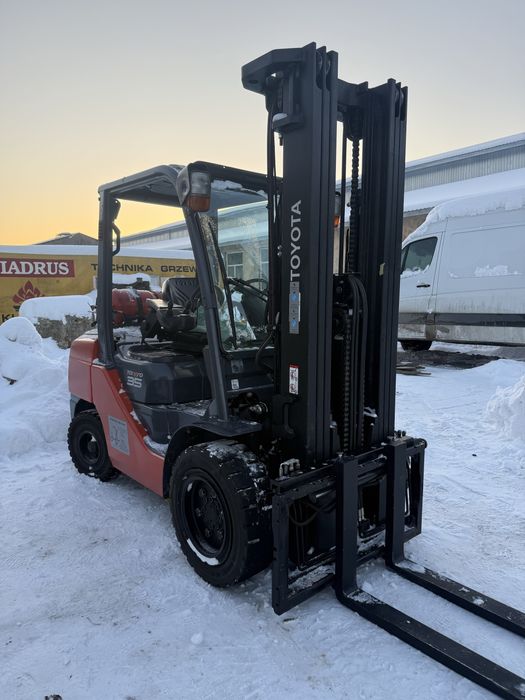 Навантажувач, погрузчик, кара Toyota Tonero 35 HST (не STILL, Linde)