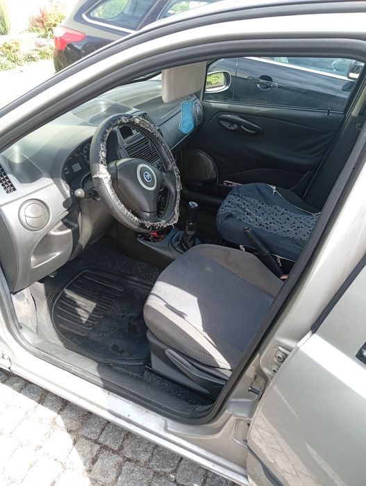 Fiat Punto 1.3 MultiJet diesel econômico