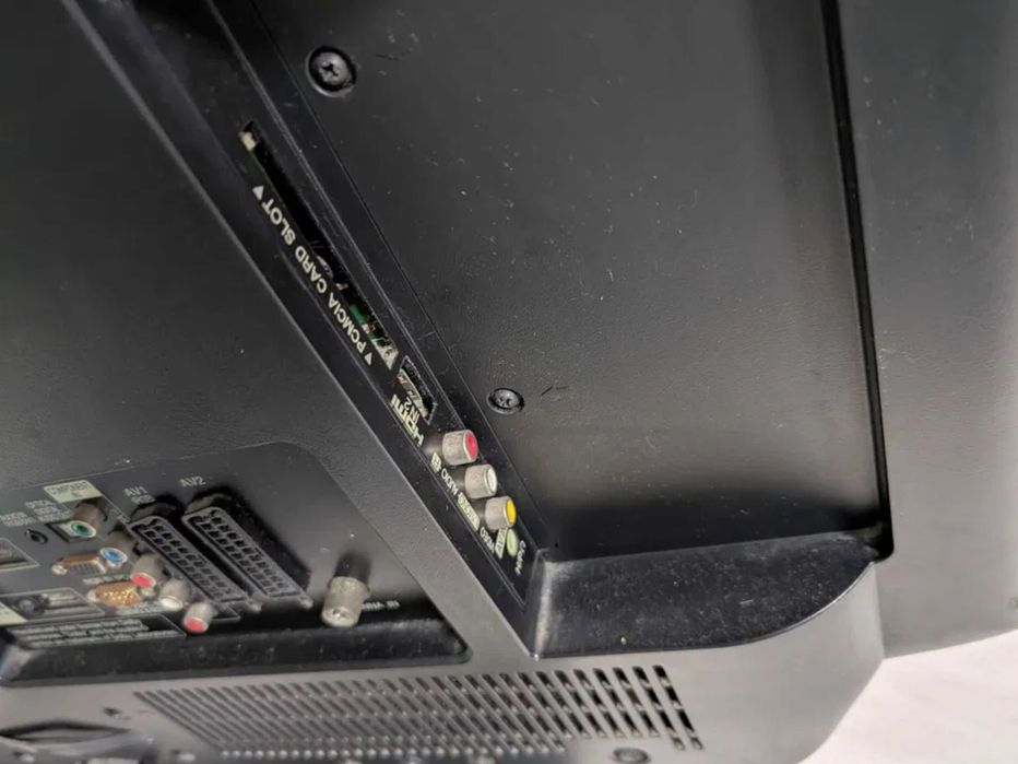TV LG 32LD320 - Fonte de alimentação avariada