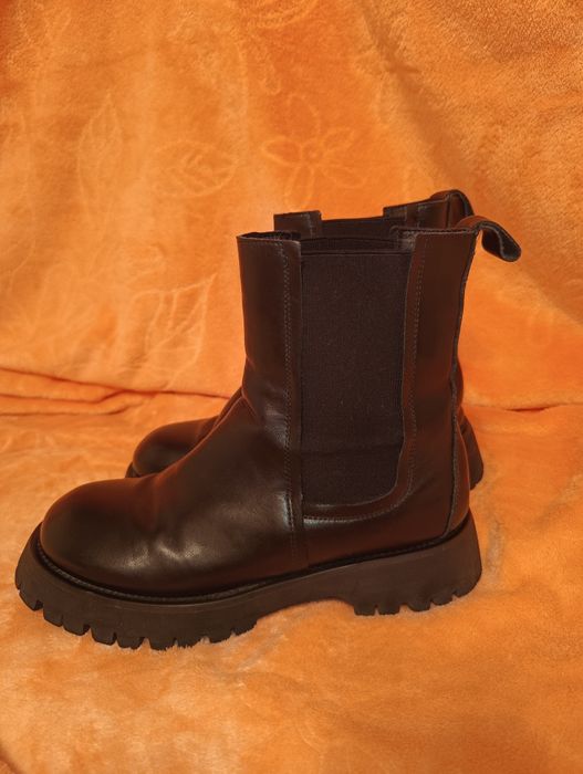 Шкіряні черевики