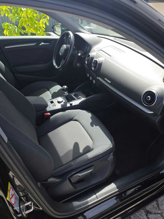 AUDI A3 30 TDI-1.6, 116Cv. 79900 Kms Reais! Revisões na Audi! Excelente! Negociável!
