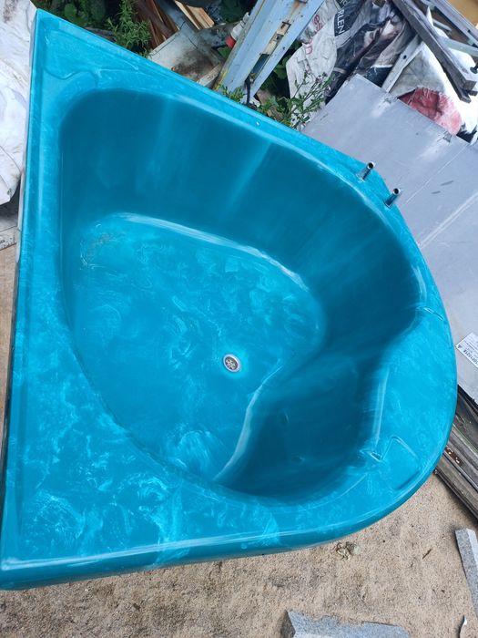 Wanna z marmuru 148cm x 148cm