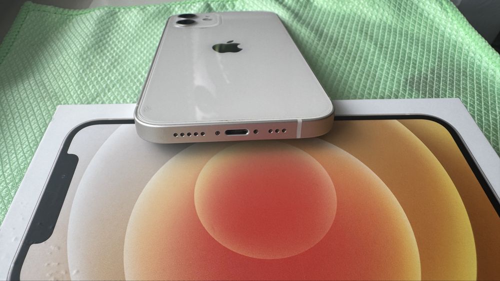 IPhone 12. 64gb. Айфон 12  офіциал. Ідеал.