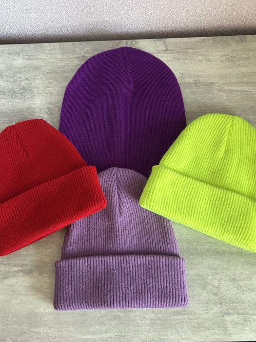 Молодежные шапки