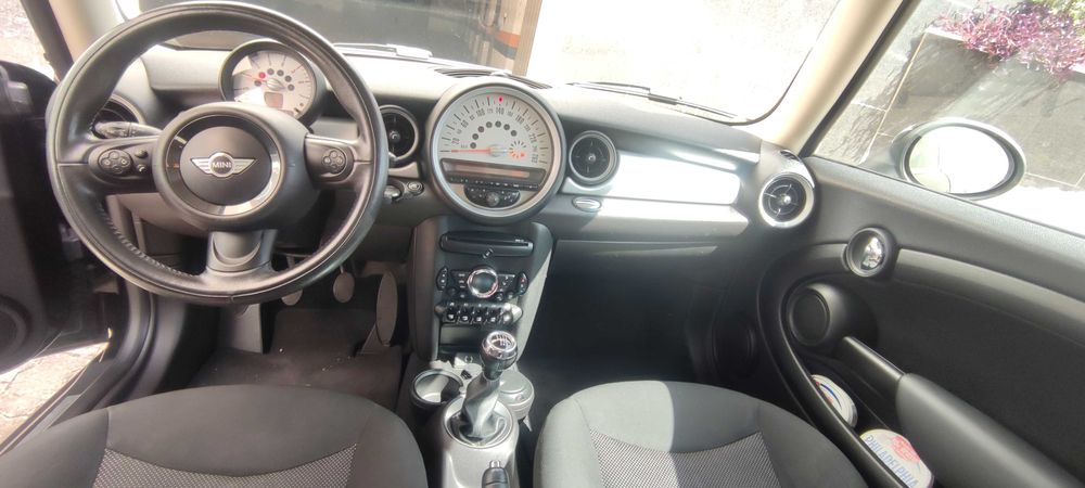 Mini Cooper D 1.6 R56