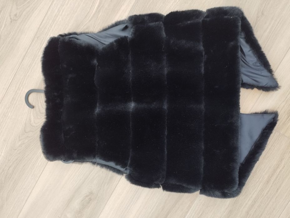 Kamizelka damska futrzana czarna M