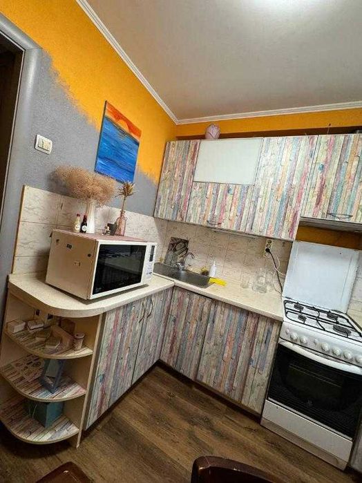 Оренда довгострокова 2-х кімн. квартири біля Краків М.Лівобережна