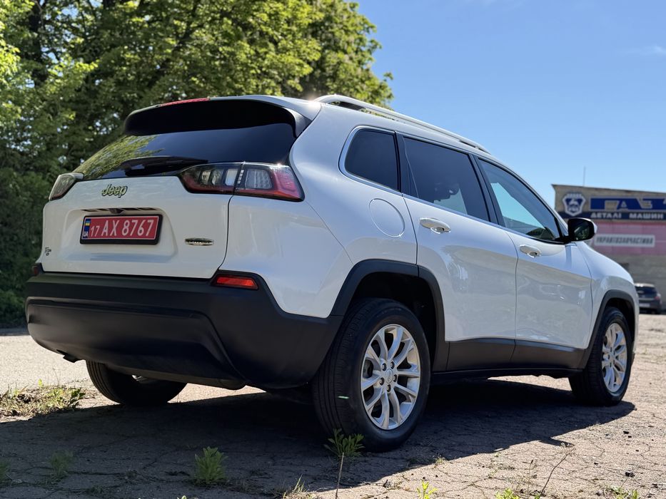 Продам Jeep Cherokee