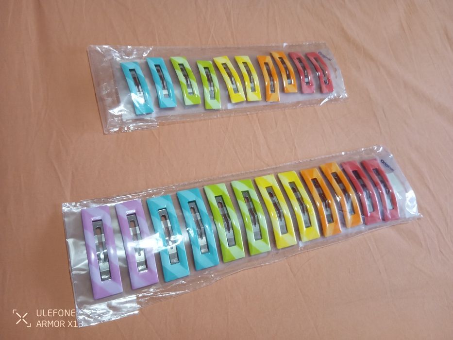 Ganchos coloridos para cabelo. 10 de 7cm, 12 de 9cm apenas em conjunto