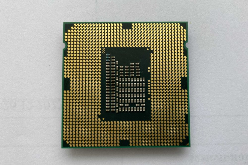 Процесор Intel Core i3-2100 3.1 GHz / 3 MB s1155 tray