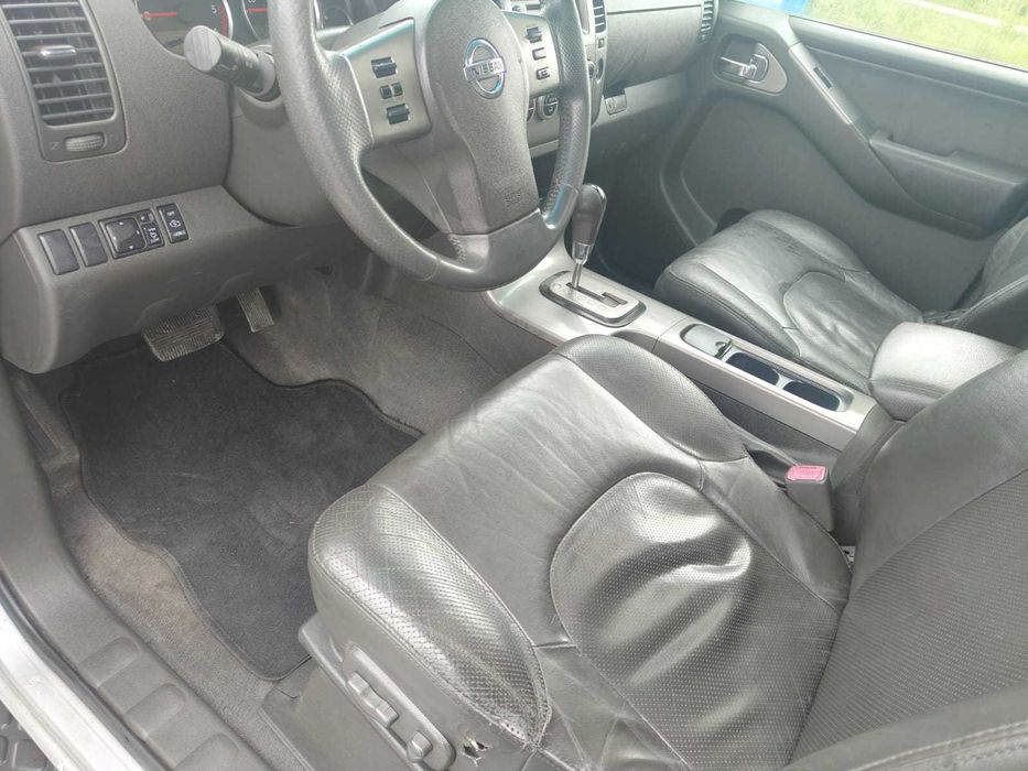 Nissan Pathfinder 2005 rok; 2.5 Diesel
