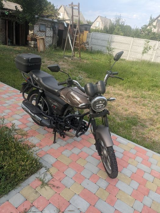 Мотоцикл мустанг фіт 125.