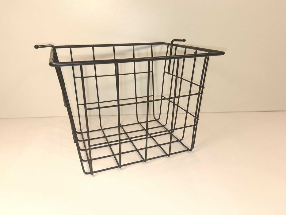 F147 Koszyk Podwieszany Organizer Pod Półkę Metalowy Czarny Loft Nowy