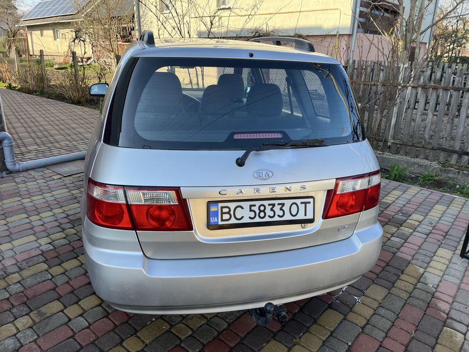 Kia Carens II 2003 року