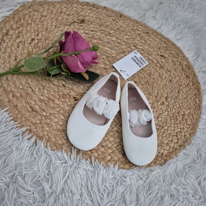 H&M * nowe * balerinki * Białe 23