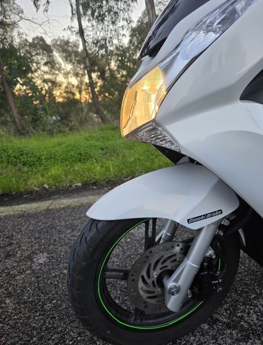 Honda PCX  Nova poucos klm