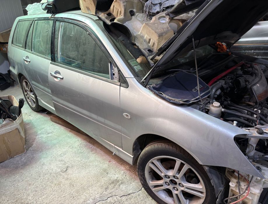 Pára choques trás Mitsubishi Lancer SW, 2004