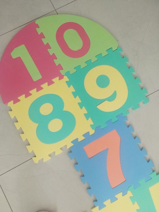 Puzzle piankowe gra w klasy