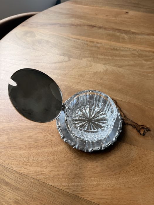 Bomboneira / Manteigueira Vintage – Cristal Lapidado + Tampa Metálica