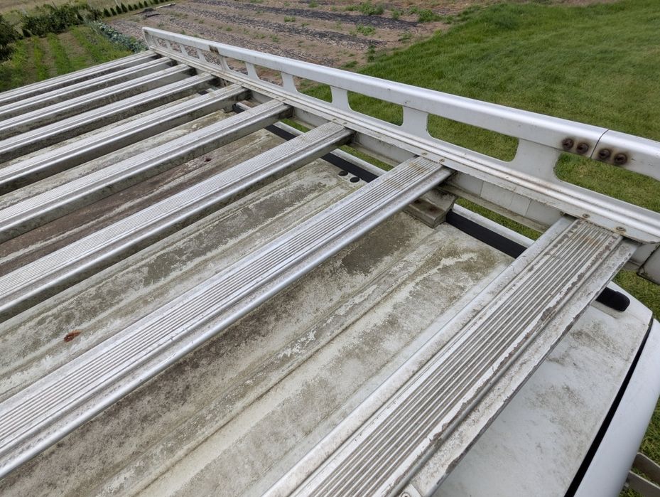 Bagażnik dachowy do busa campera z rolką