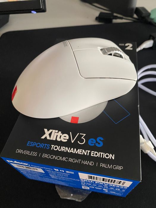 Rato pulsar xlite v3 eS