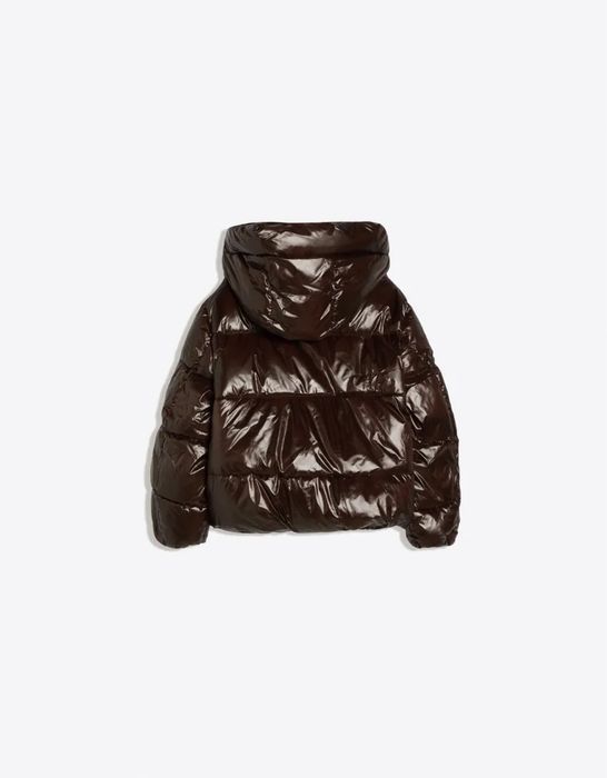 Коричнева дута куртка стьобана Bershka