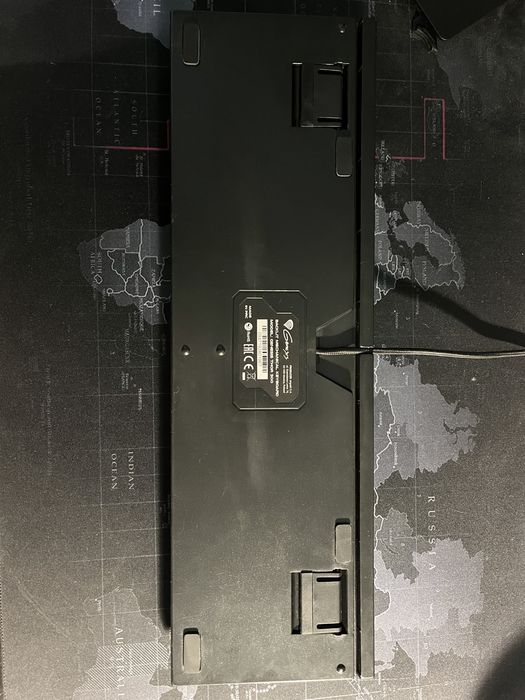 Klawiatura Genesis Thor 300 Rgb + GRATIS