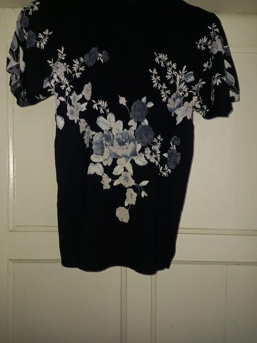 Футболки женские