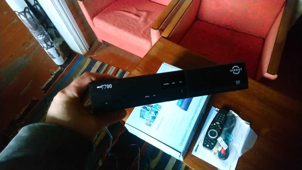 Viasat SRT 7700 и Topfield TF 6200VI тюнер