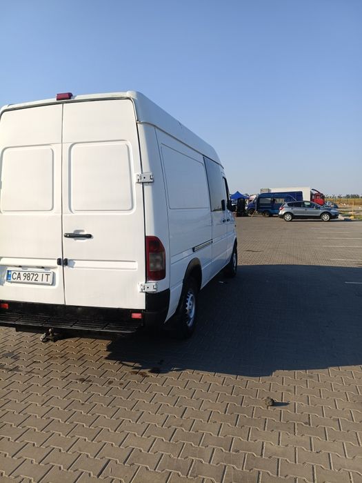 Мерседес спрінтер