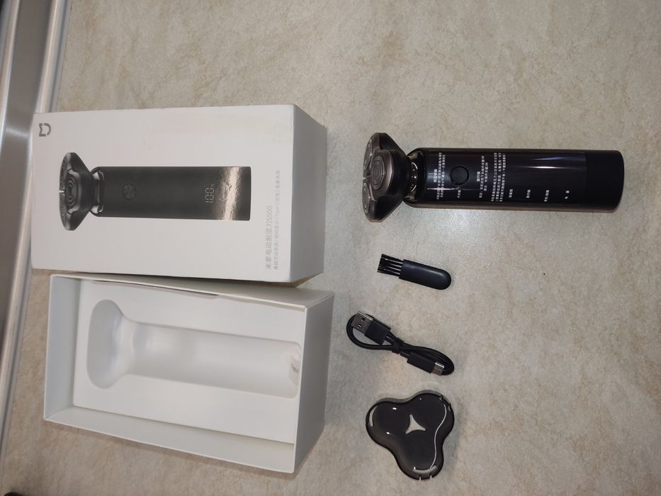 Бритва Xiaomi на батарейках