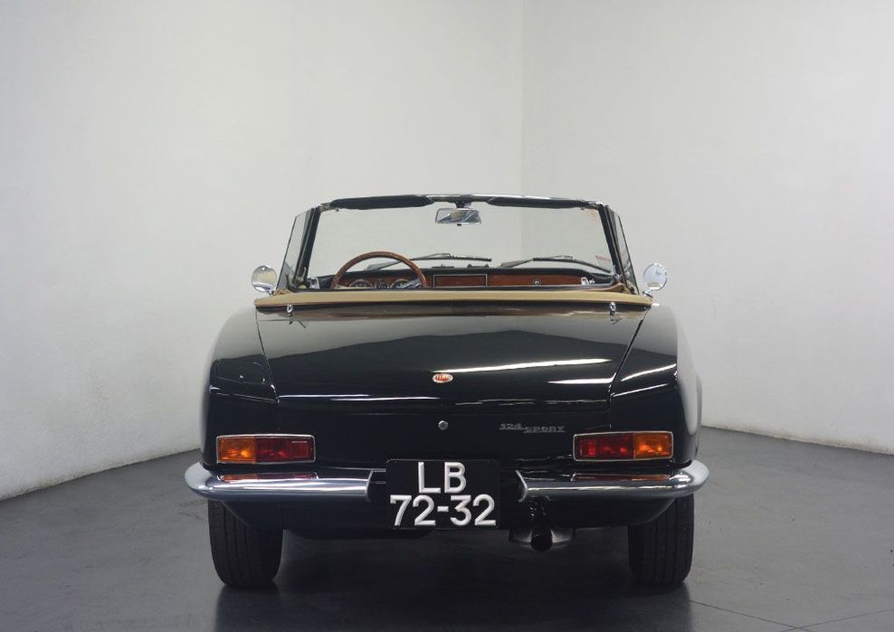 Fiat 124 Spider