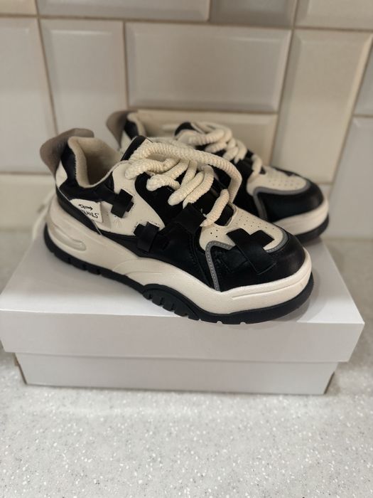 Жіночі кросівки утеплені зимові кеди ботінки