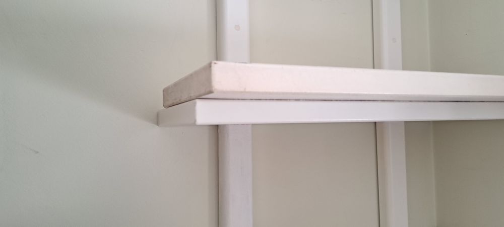 Regał wiszący solidny