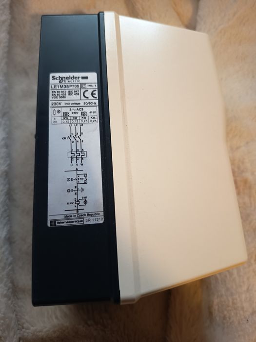 Motor de arranque Schneider