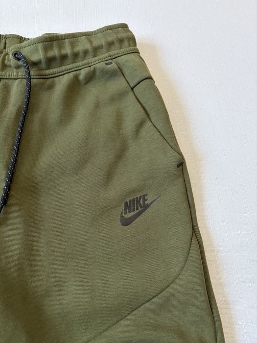 Męskie spodnie joggers Nike Tech fleece