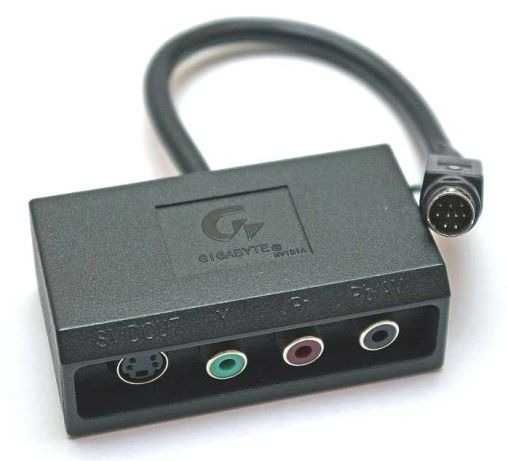 Gigabyte Adapter S-Video na HDTV 12CF1-10S011-01 do telewizora rzutnik