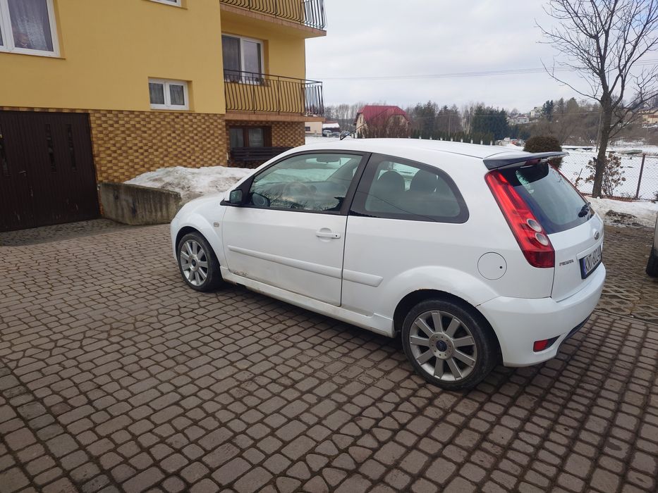 Fiesta MK6 st 150