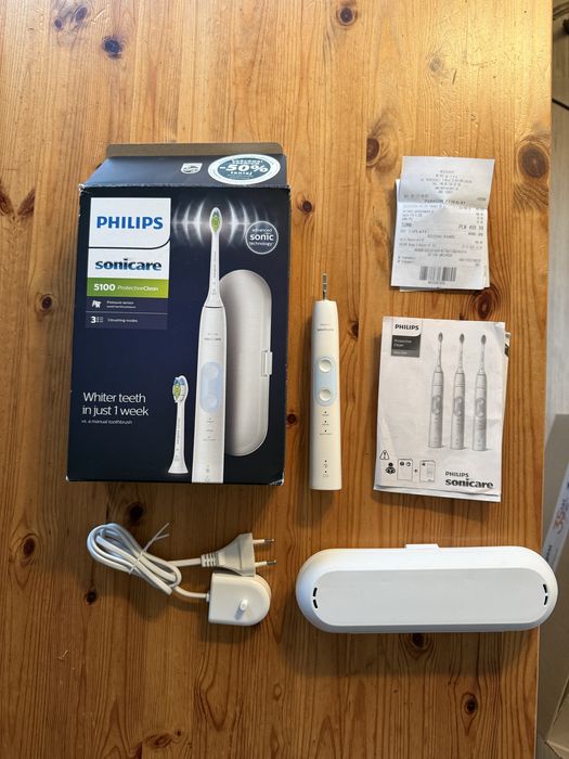 Uszkodzona szczoteczka soniczna Philips 5100