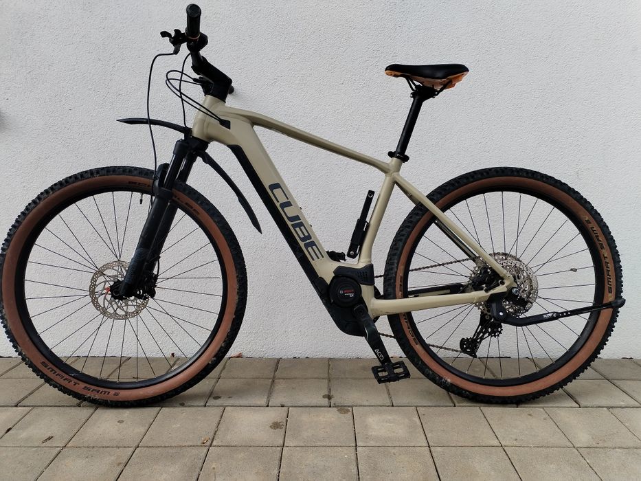 Rower elektryczny Cube Reaction Pro