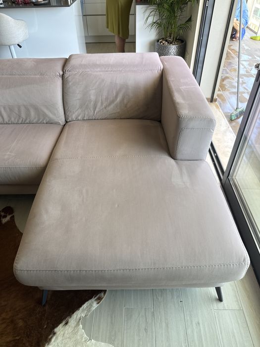 Sofa rosa Luis Silva