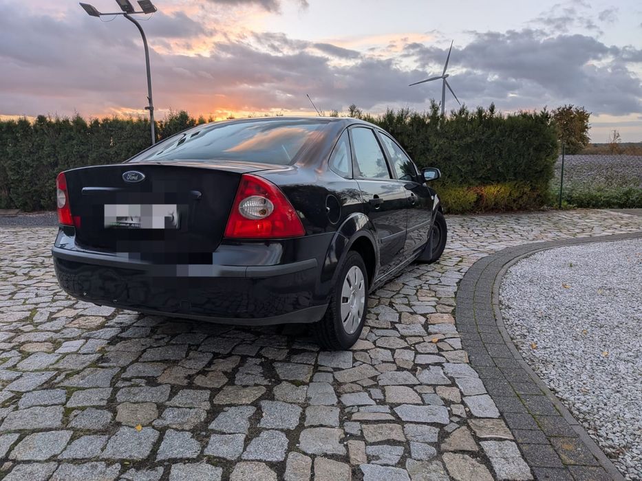 Ford Focus 1.6 benzyna