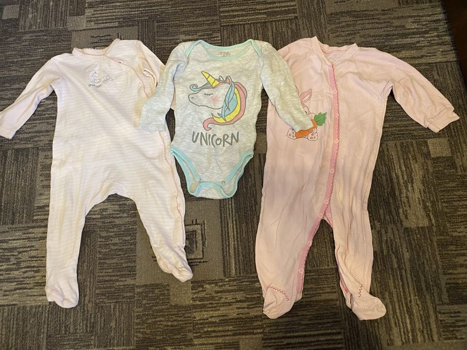 Віддам речі для дівчинки 3міс, 6міс