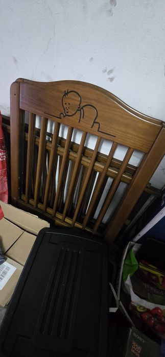 Cama bébe c/ grades